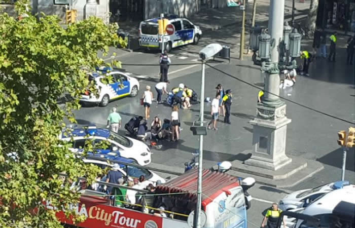 Dos muertos y 20 heridos en el atentado en Barcelona