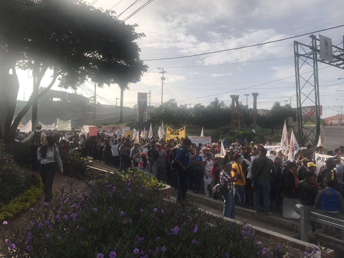 Se inicia manifestación en ruta al Atlántico