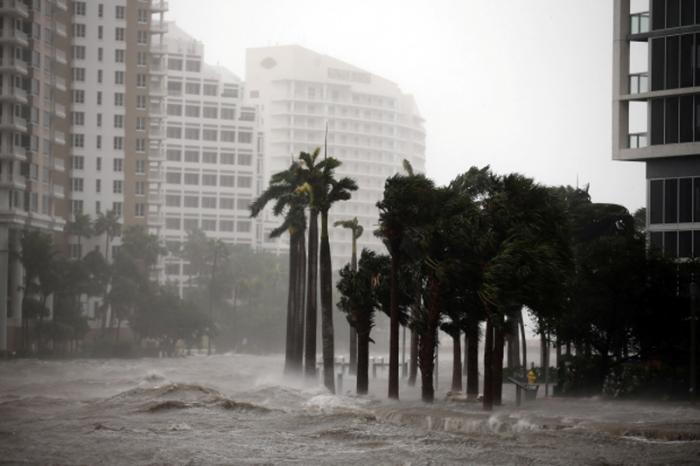 El paso de Irma augura días difíciles para Cuba