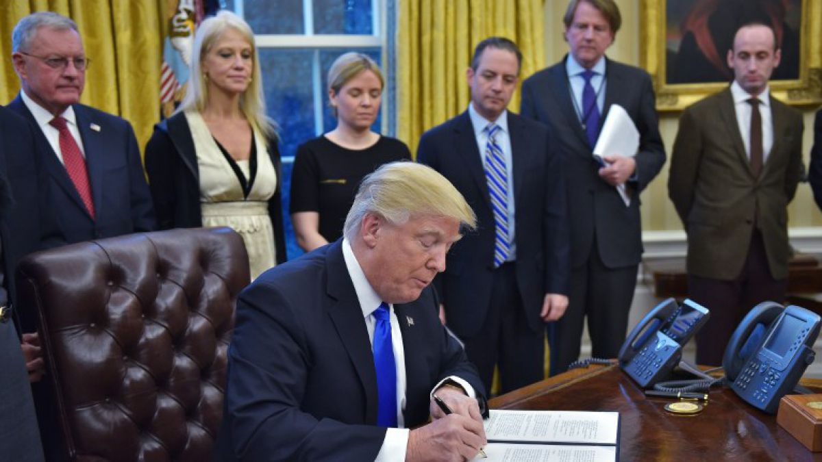 Gran incertidumbre sobre el futuro del decreto migratorio de Trump