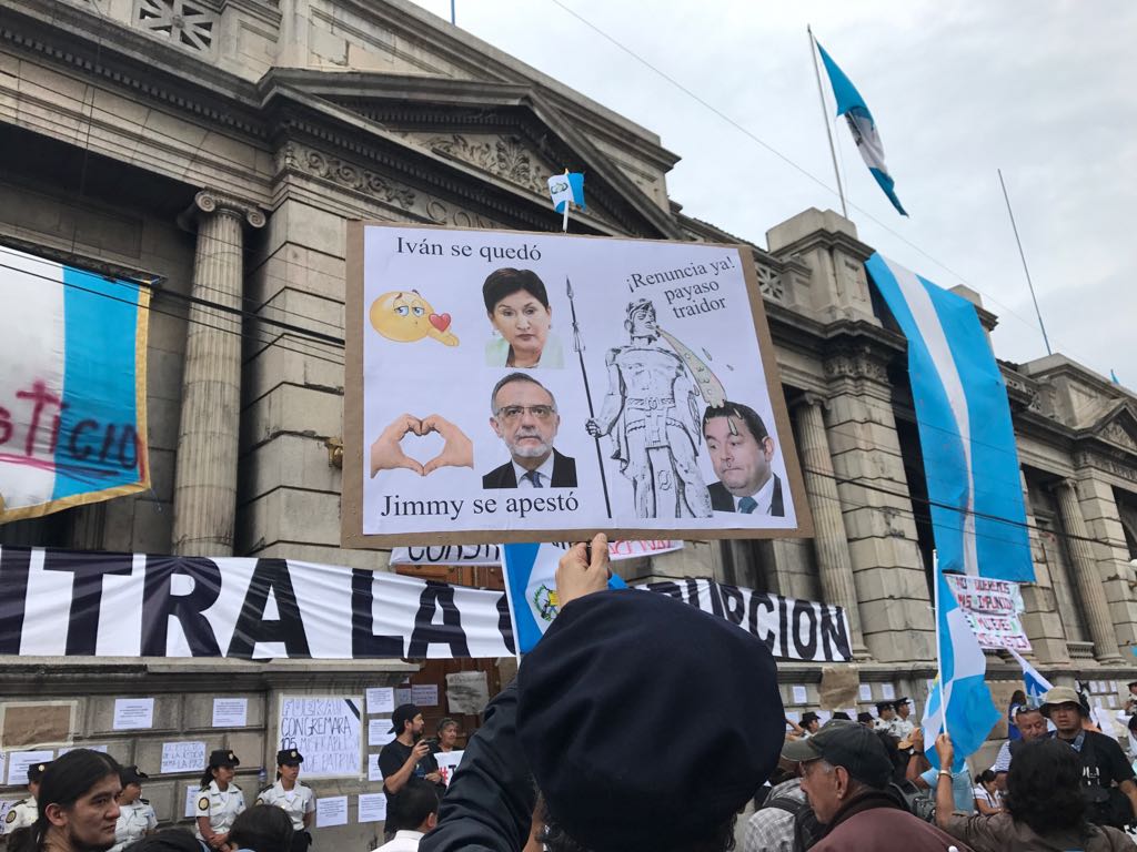 Manifestantes en el Congreso: “No queremos más impunidad”