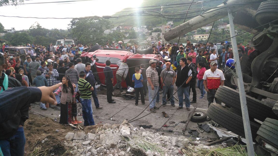 múltiple choque en la zona 18