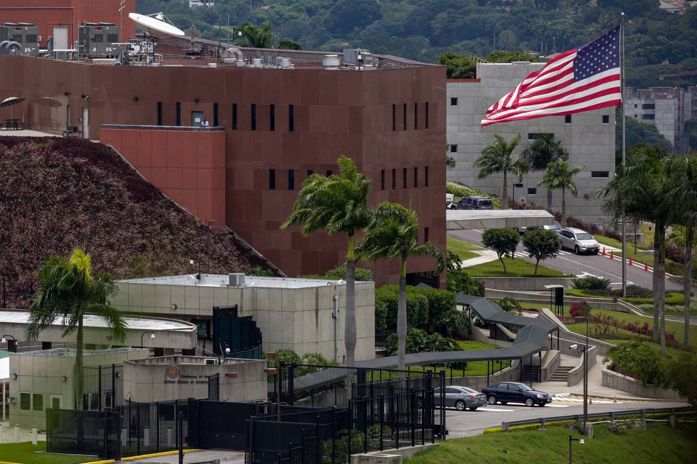 EEUU permite volver a Venezuela a diplomáticos que ordenó salir por protestas