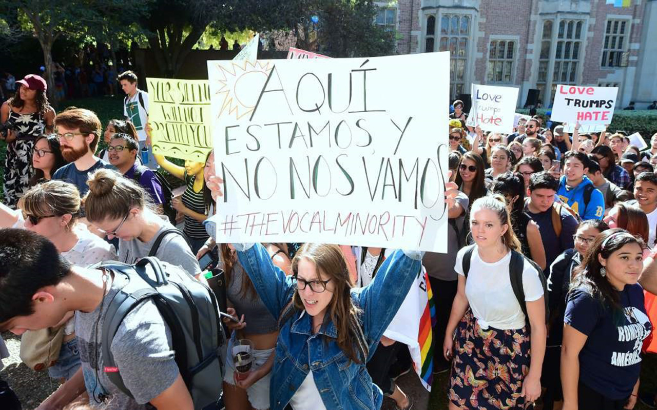 Los "dreamers" en fila hacia un limbo migratorio