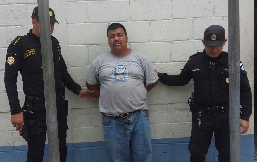 Trailero detenido conduciendo bajo efectos de licor