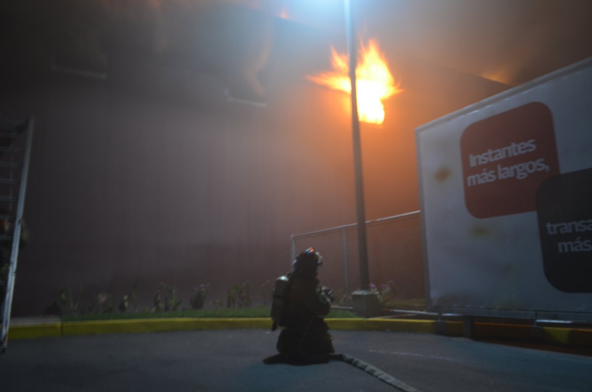 Incendio centro comercial