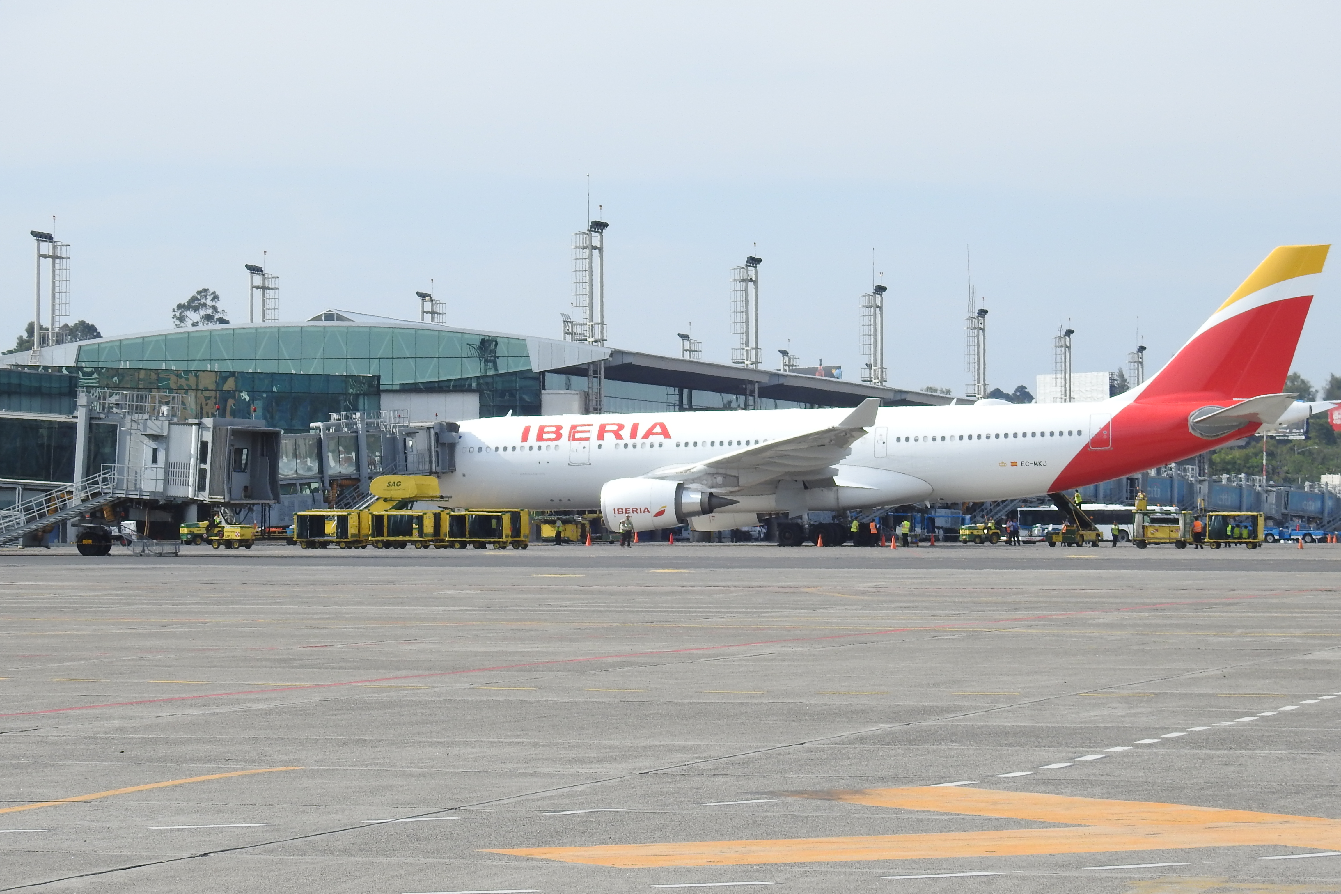 Certifican el Aeropuerto Internacional La Aurora