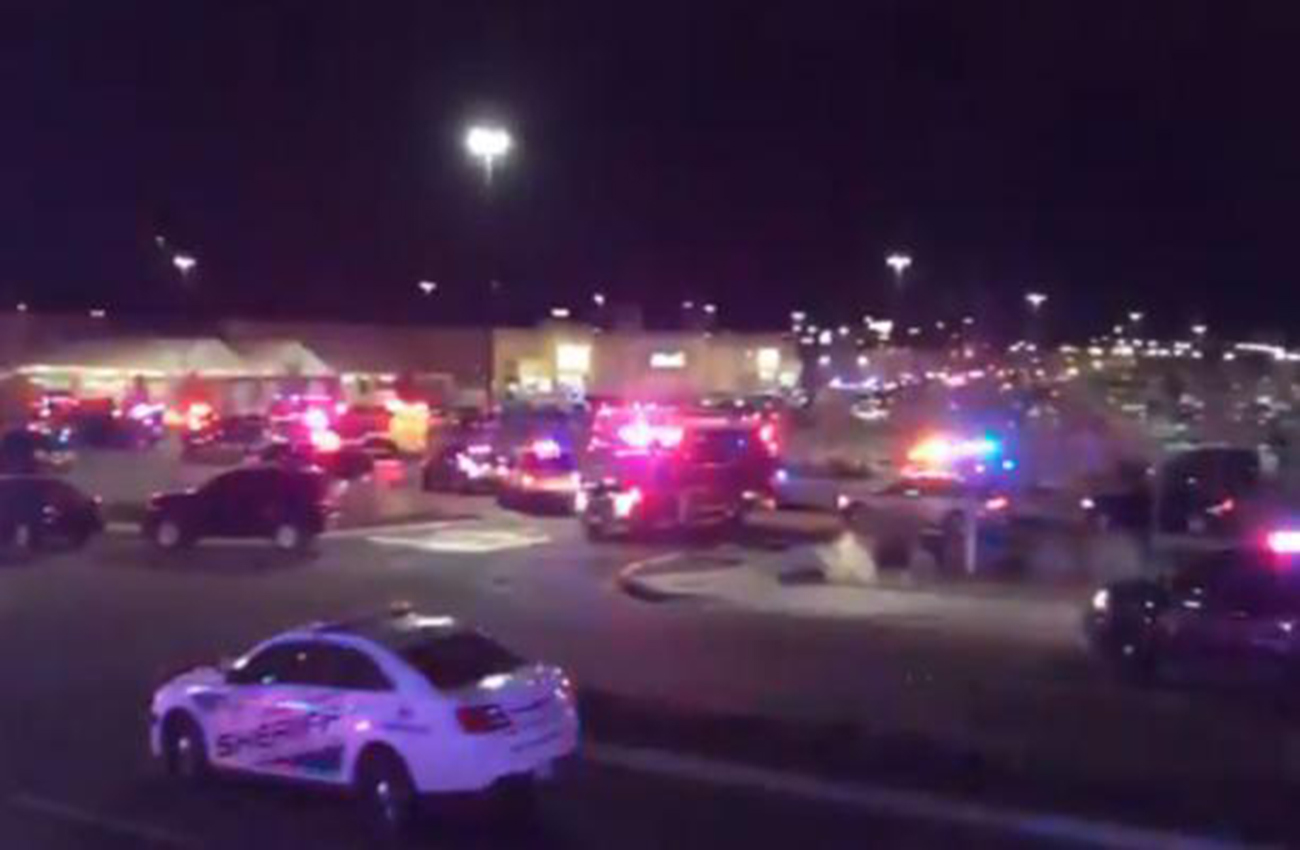 Tres muertos en tiroteo en una tienda Walmart de Colorado