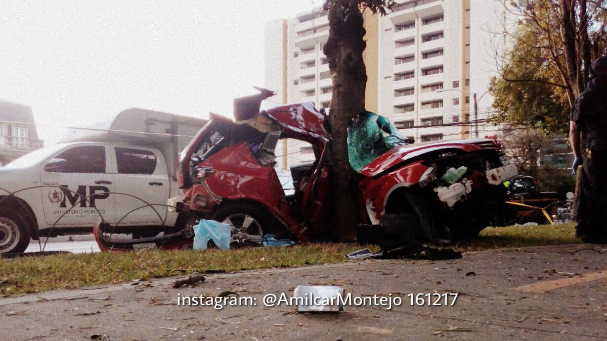 Accidente Avenida Reforma Emisoras Unidas EU Guatemala