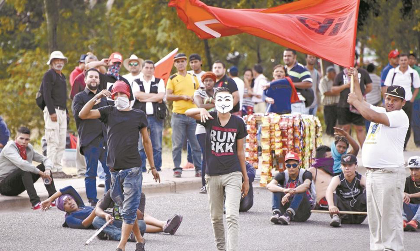 Futuro incierto en Honduras por cuestionadas elecciones presidenciales