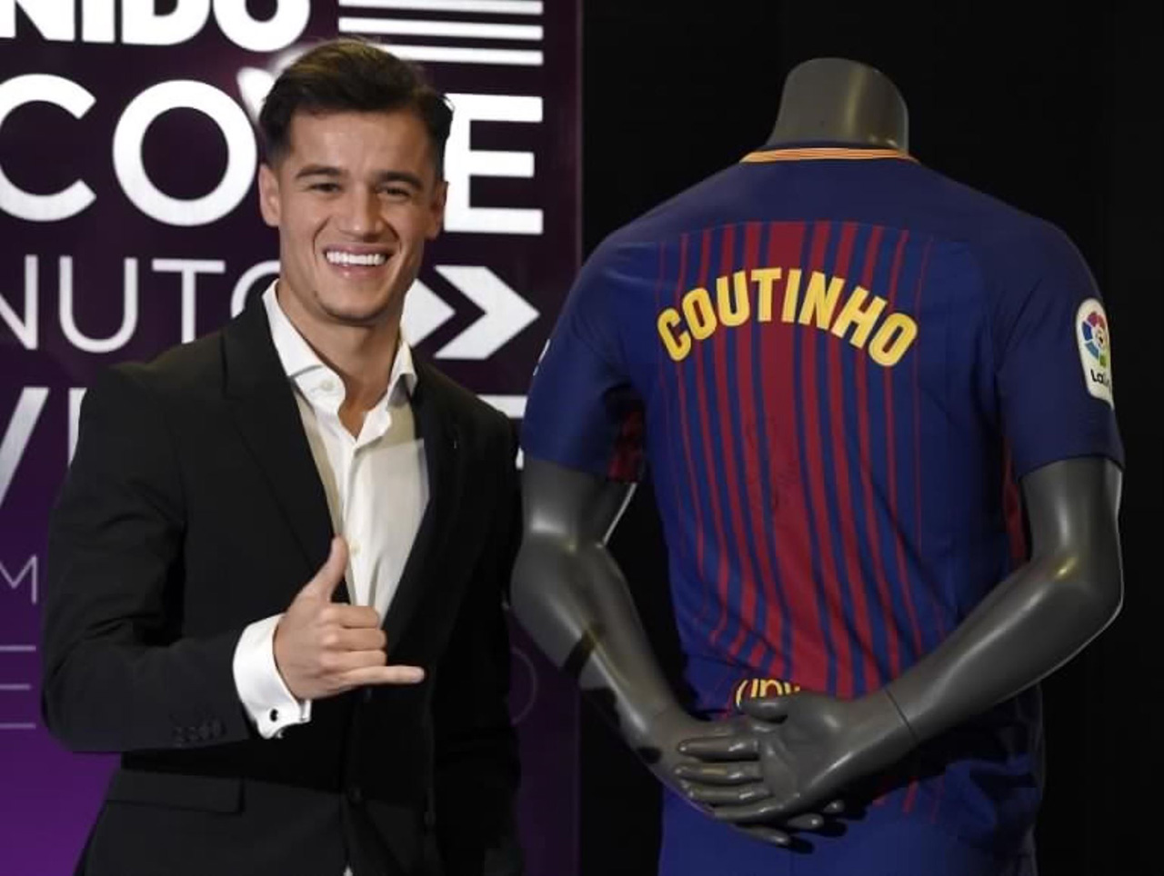 El brasileño Coutinho comienza a vivir su sueño azulgrana con una intensa jornada