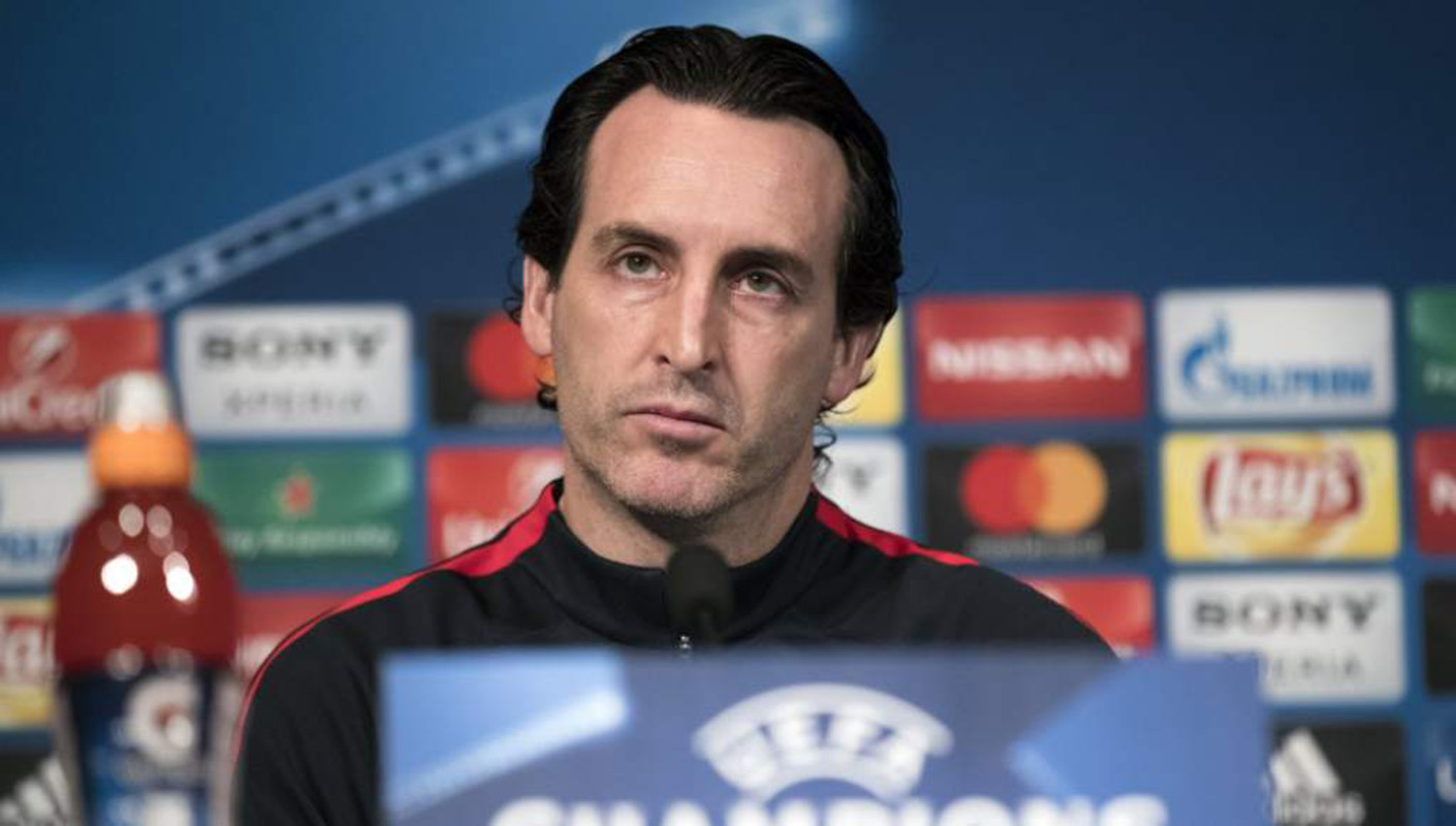 Emery escuchará las "explicaciones" de Pastore y Cavani por su retraso