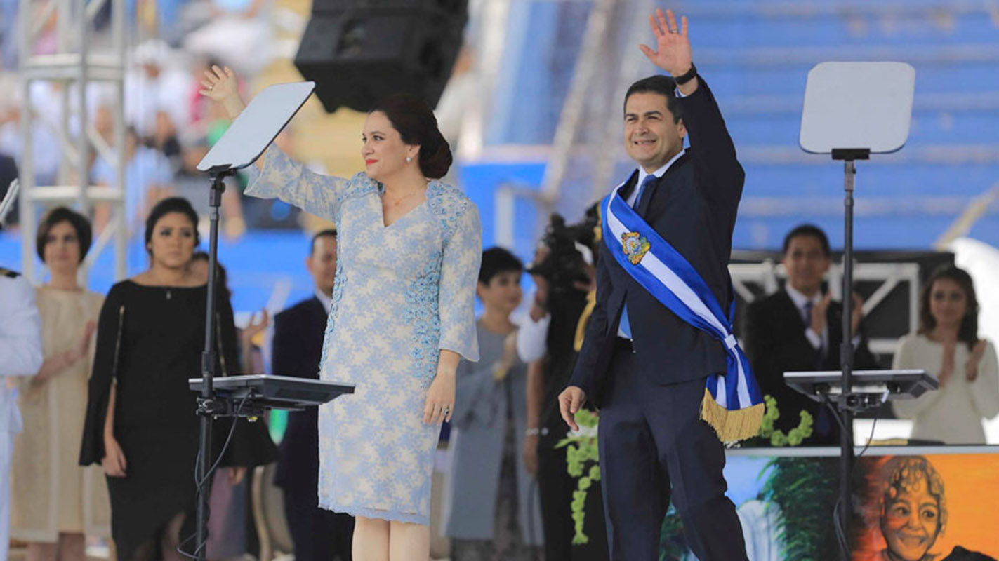 Enero: Juan Orlando Hernández asume segundo mandado en Honduras en medio de protestas