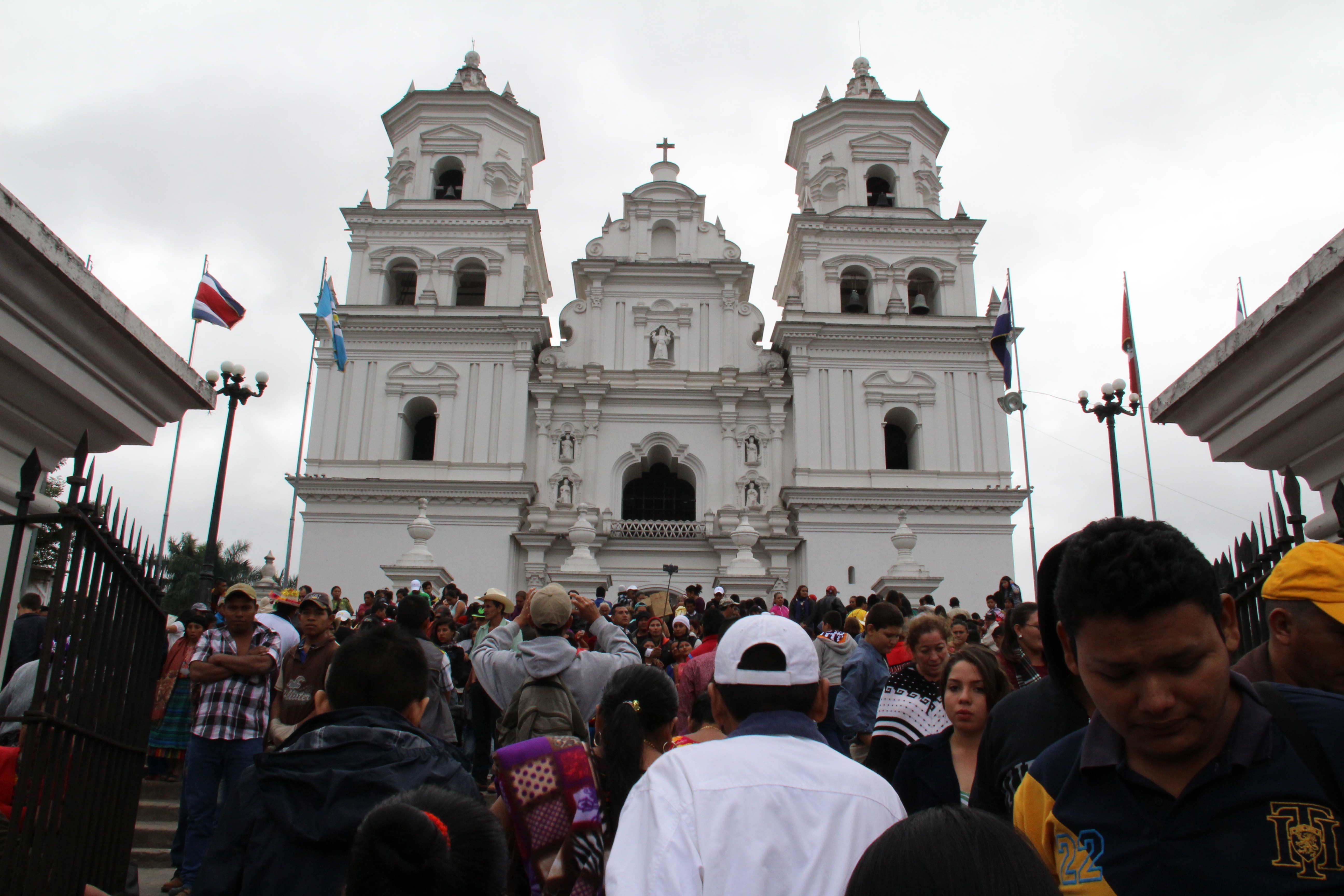 Mujer ebria Esquipulas vía pública