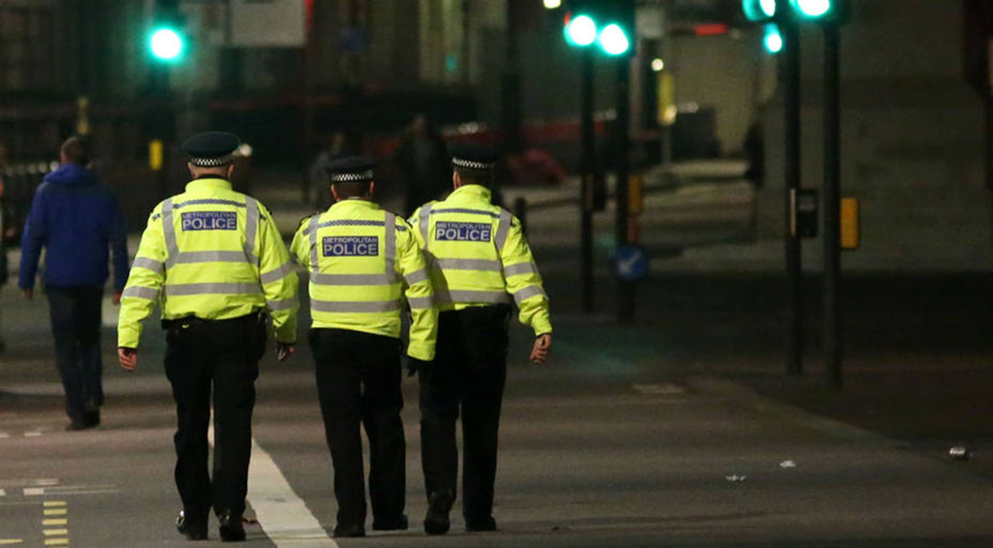 Indignación en Francia por agresión a policía en celebraciones de Año Nuevo