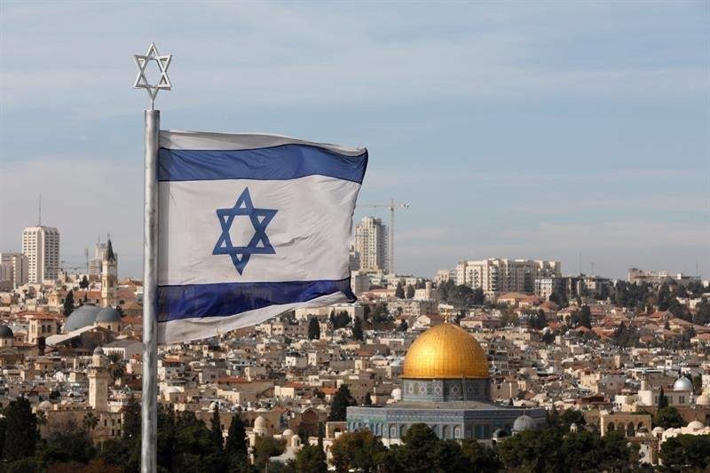 Israel sobre Jerusalén