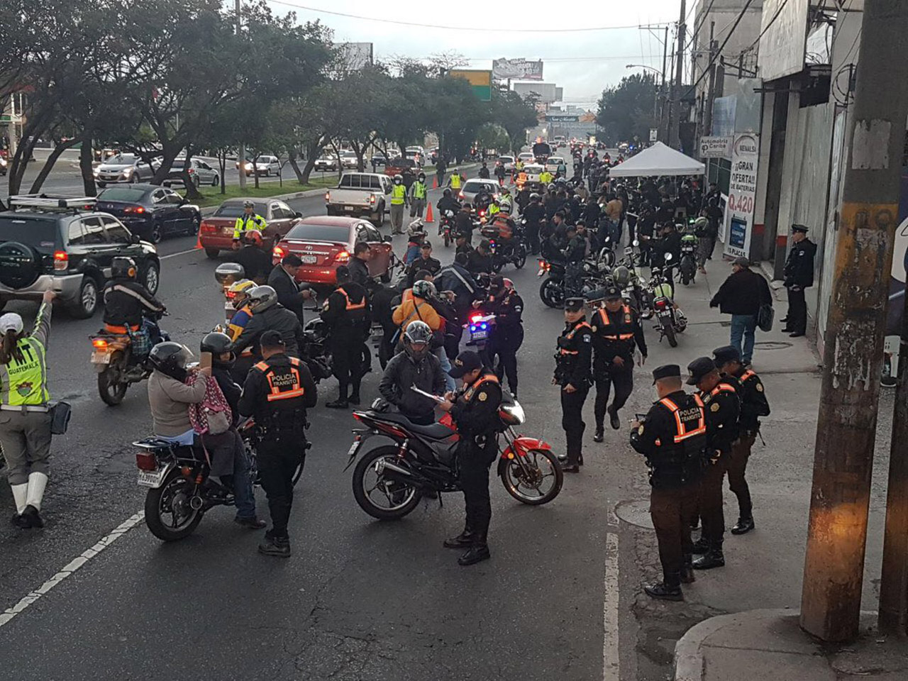 Cinco de cada diez motociclistas no usan casco, según PMT