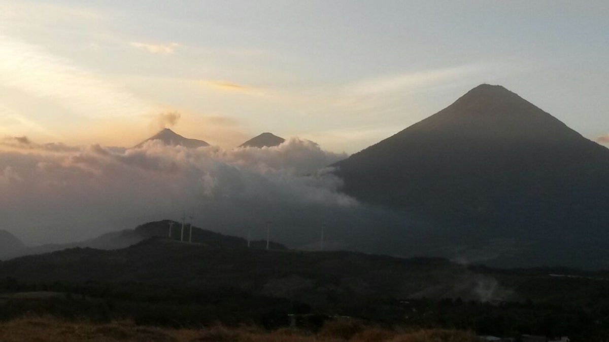 Volcán de Fuego EU Emisoras Unidas