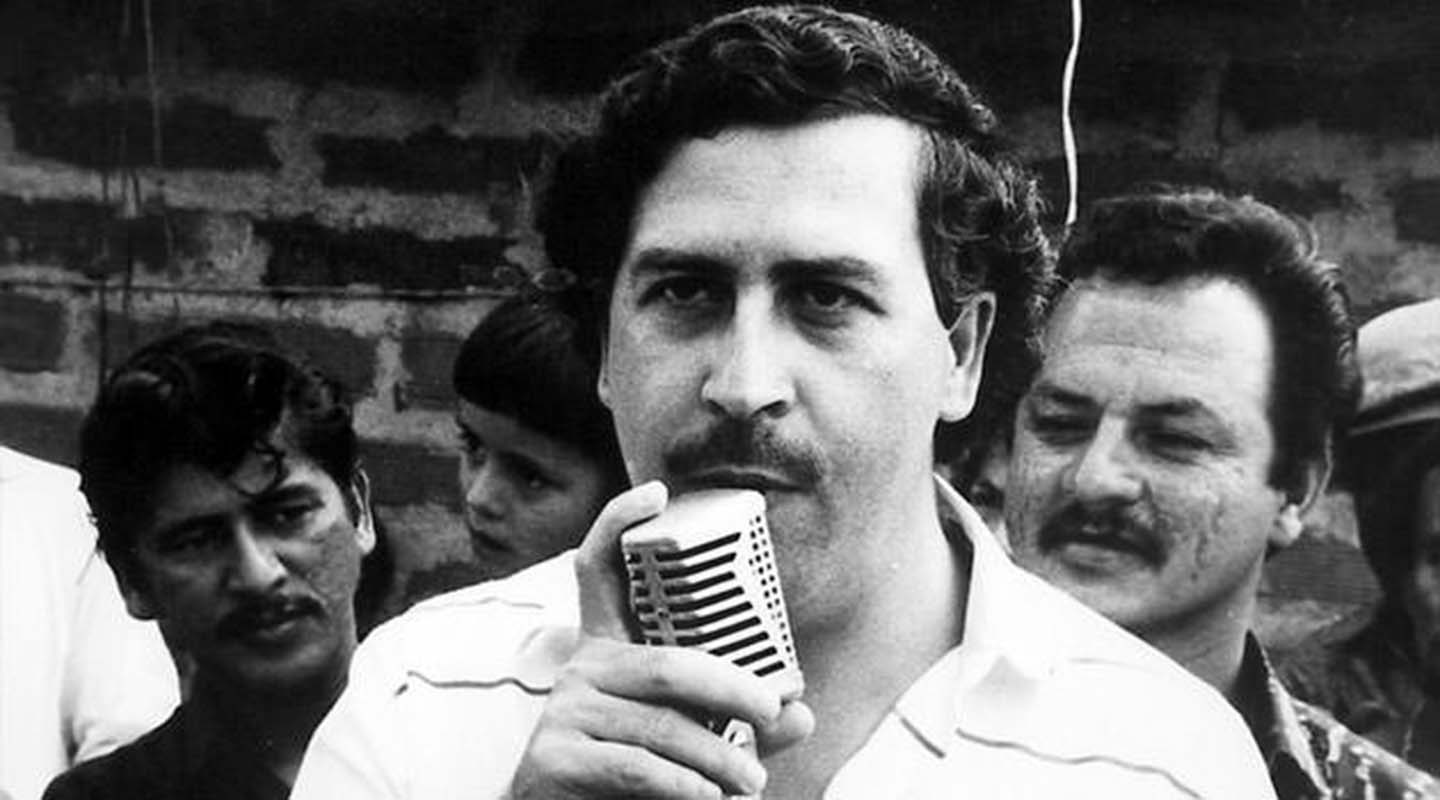 Ordenan expropiar bienes a esposa de Pablo Escobar en Colombia