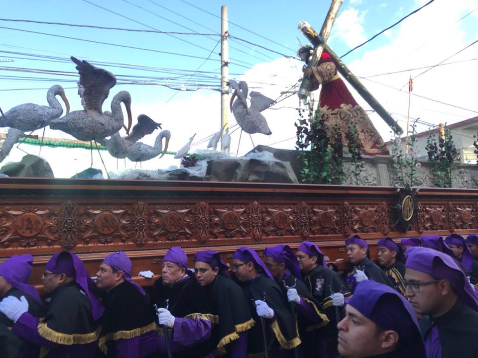 Túnicas EU Emisoras Unidas Guatemala