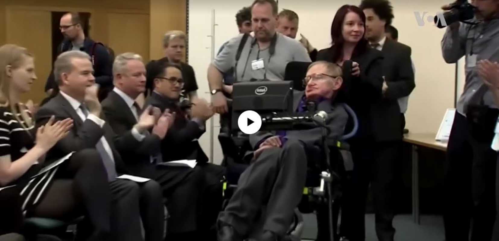 Genio y figura hasta la sepultura: la vida de Stephen Hawking