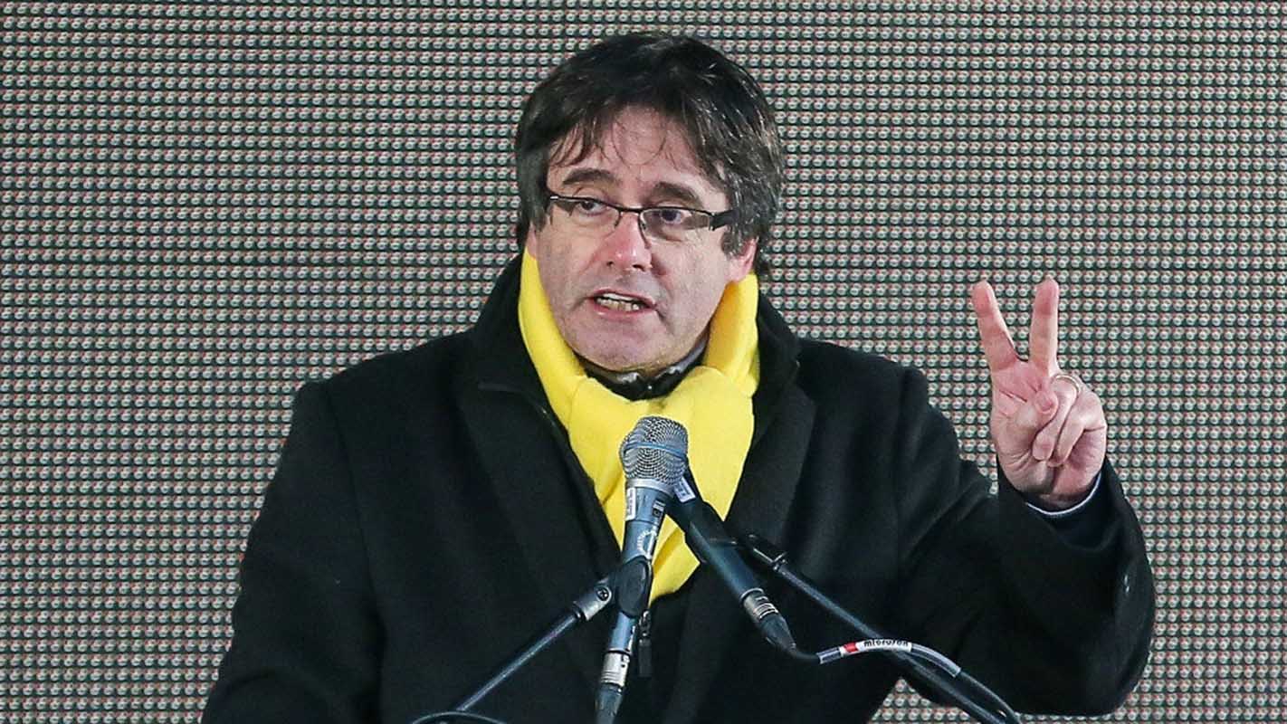 Partido de Puigdemont insiste en investidura de independentista preso