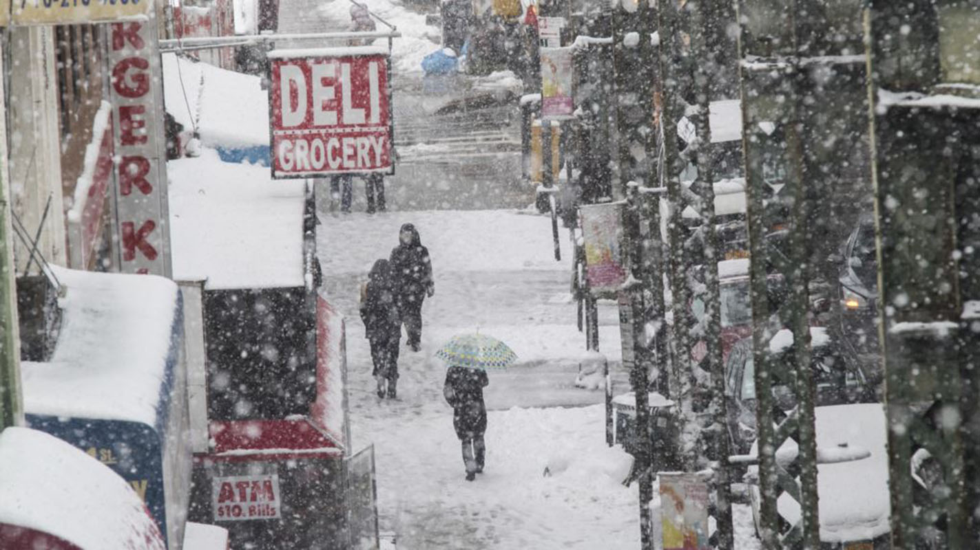 Tormenta de nieve se debilita al avanzar hacia Nueva Inglaterra