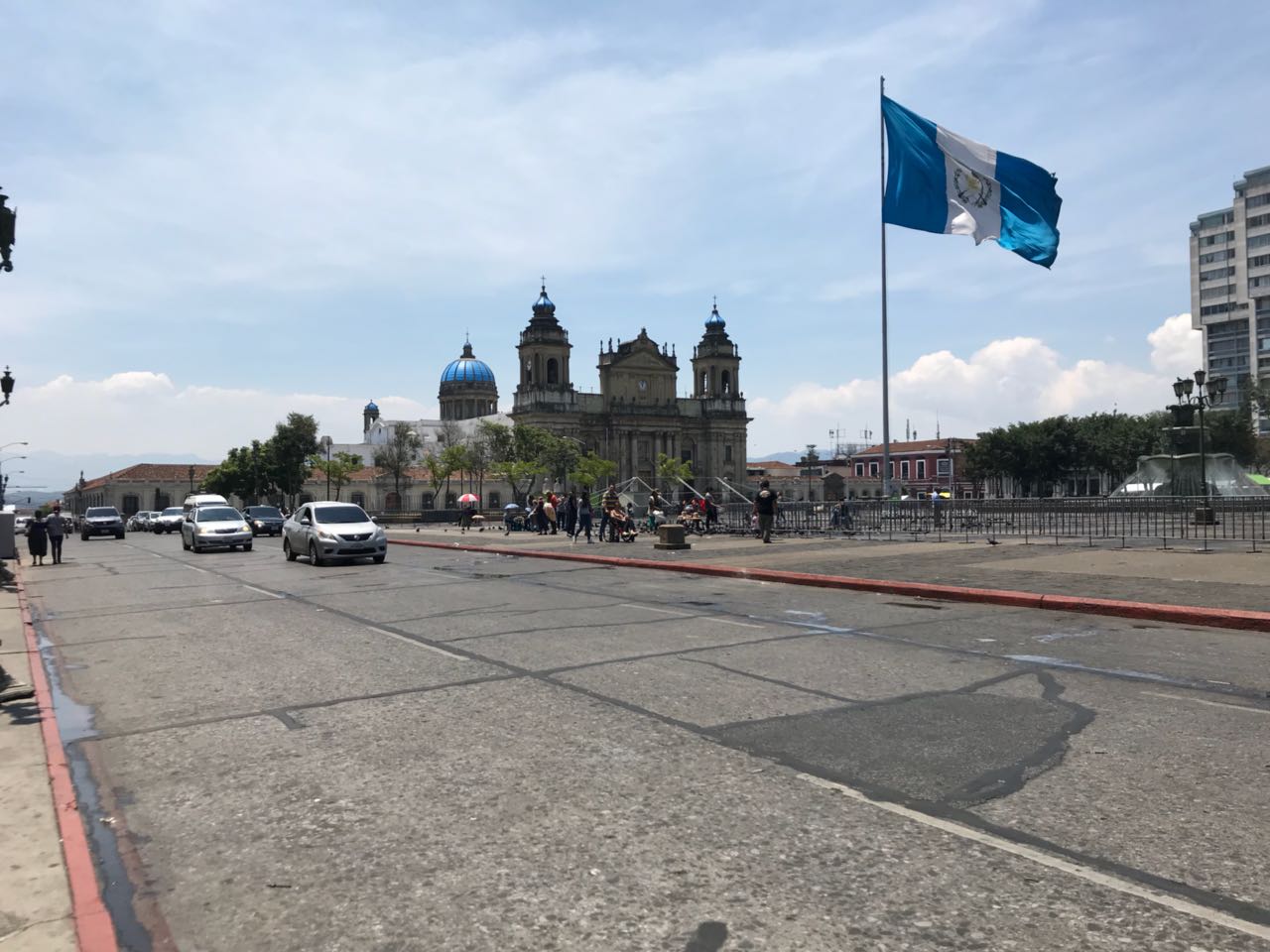 Maestros se retira de la Plaza