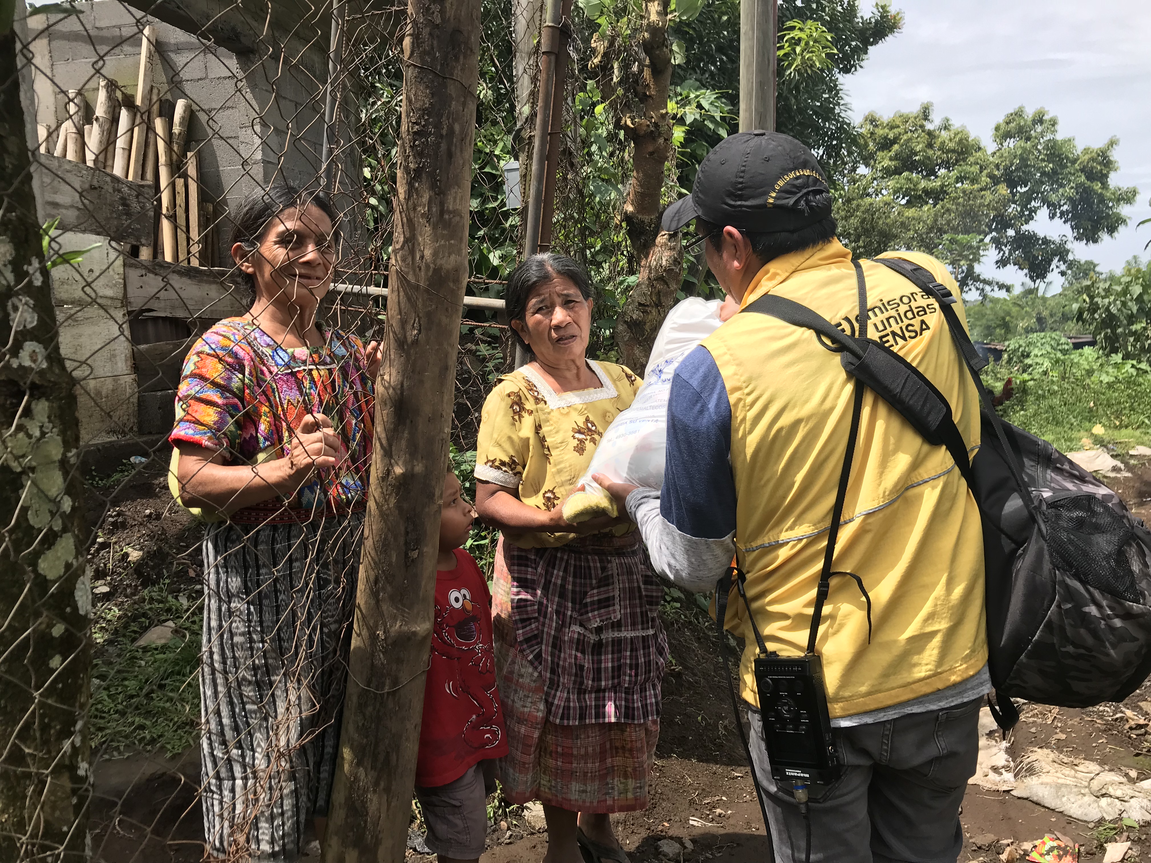 Entrega de Corazones Solidarios