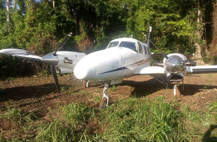 Pista clandestina en Petén