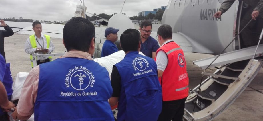 Traslado de pacientes a México