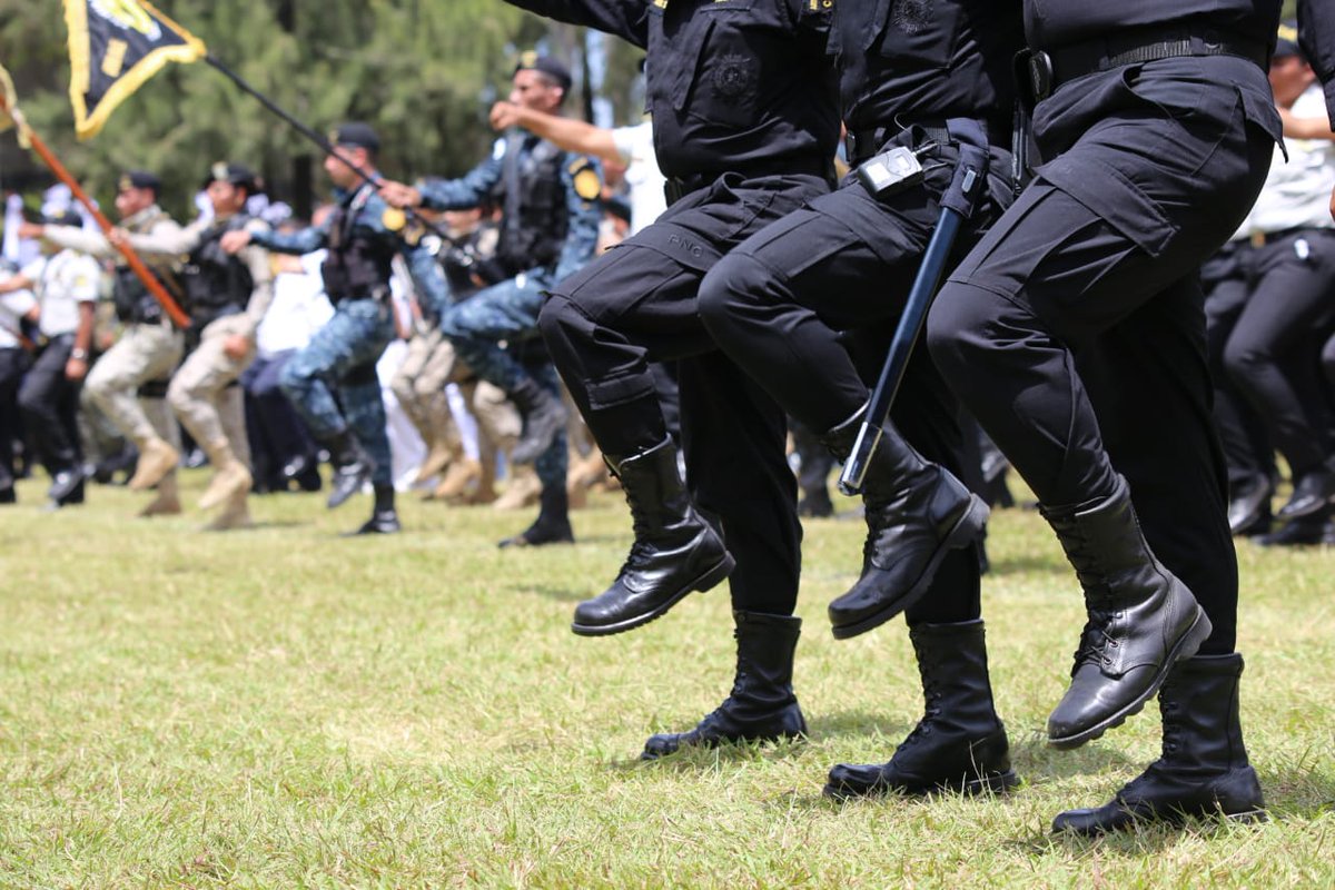 Desfile de la PNC