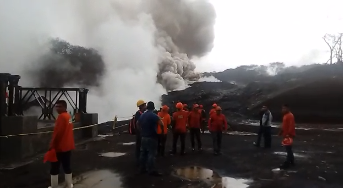 Descenso de lahares en Volcán de Fuego