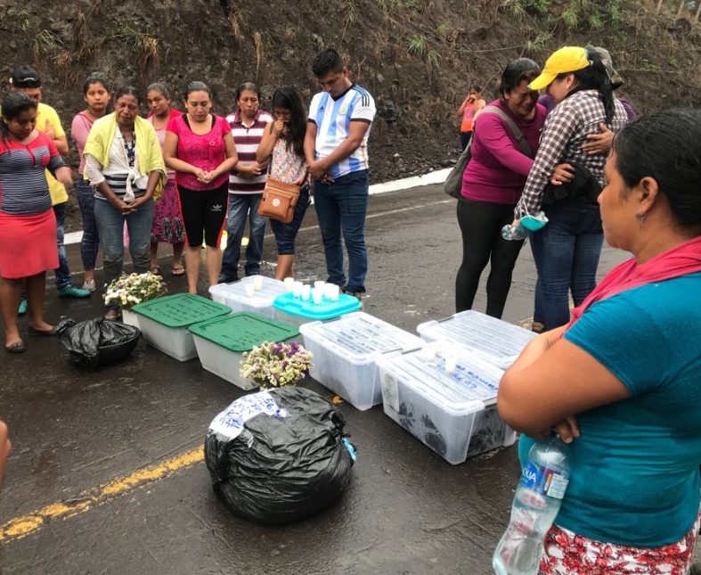 Manifestación de pobladores de San Miguel Los Lotes