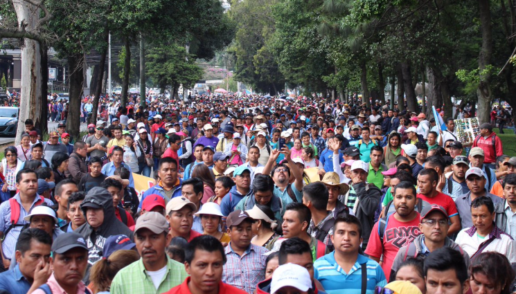 manifestación sindicalistas educación tráfico #tráficogt emisoras unidas