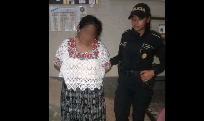 Alta Verapaz mujer cientos marihuana 2