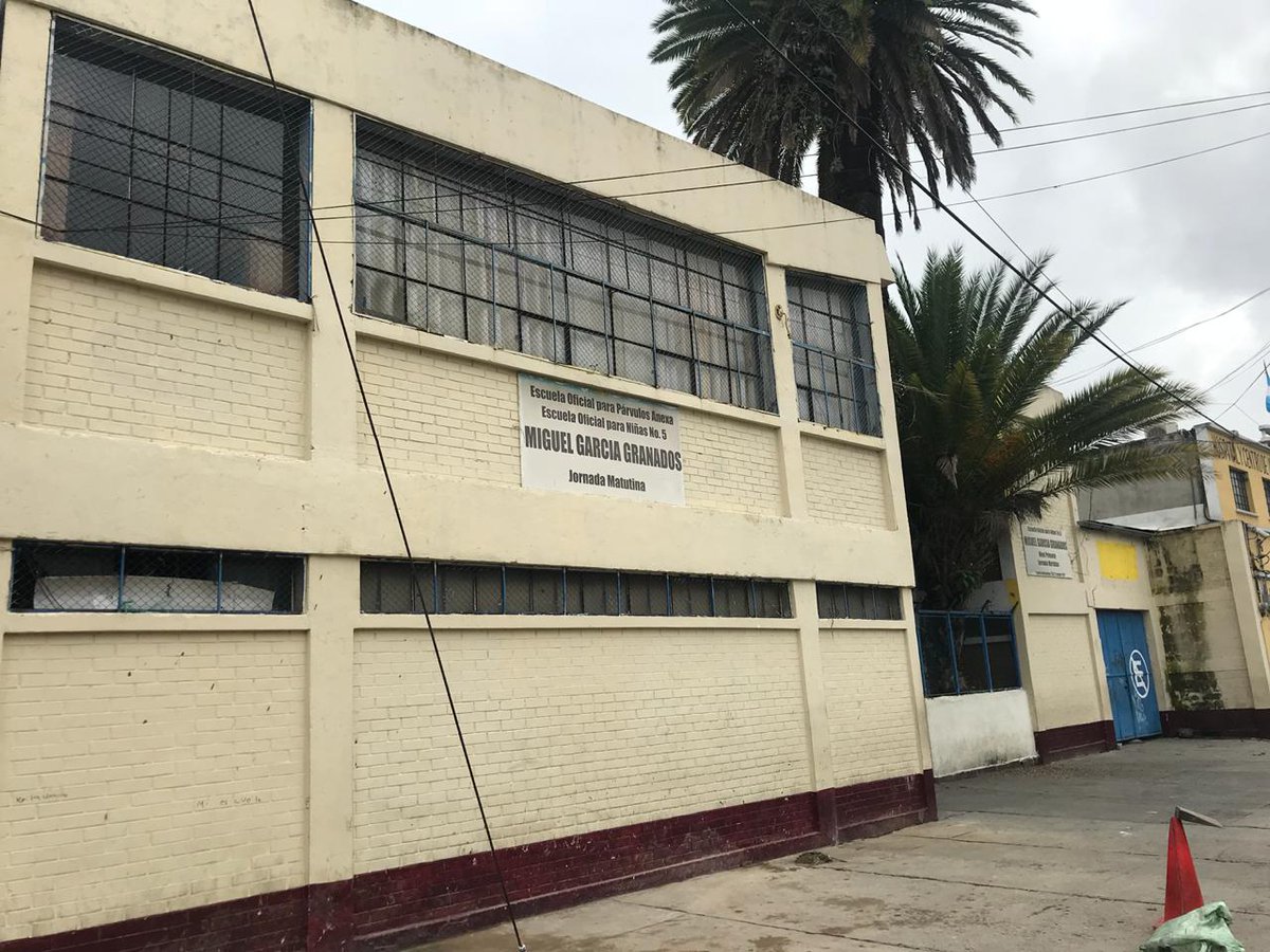 Escuela Miguel García Granados