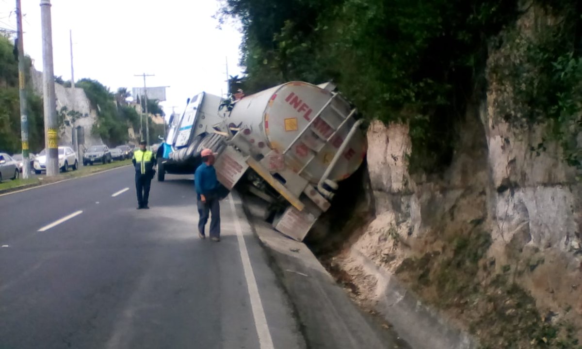 Tráiler encunetado