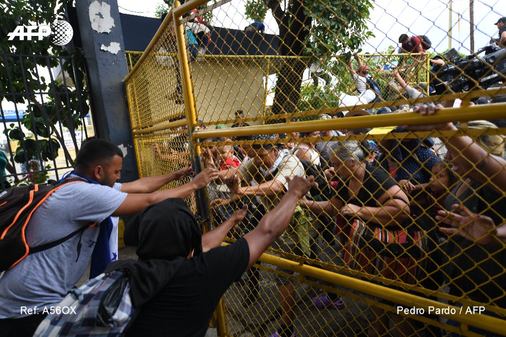 Migrantes hondureños