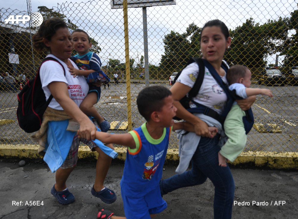 Migrantes hondureños