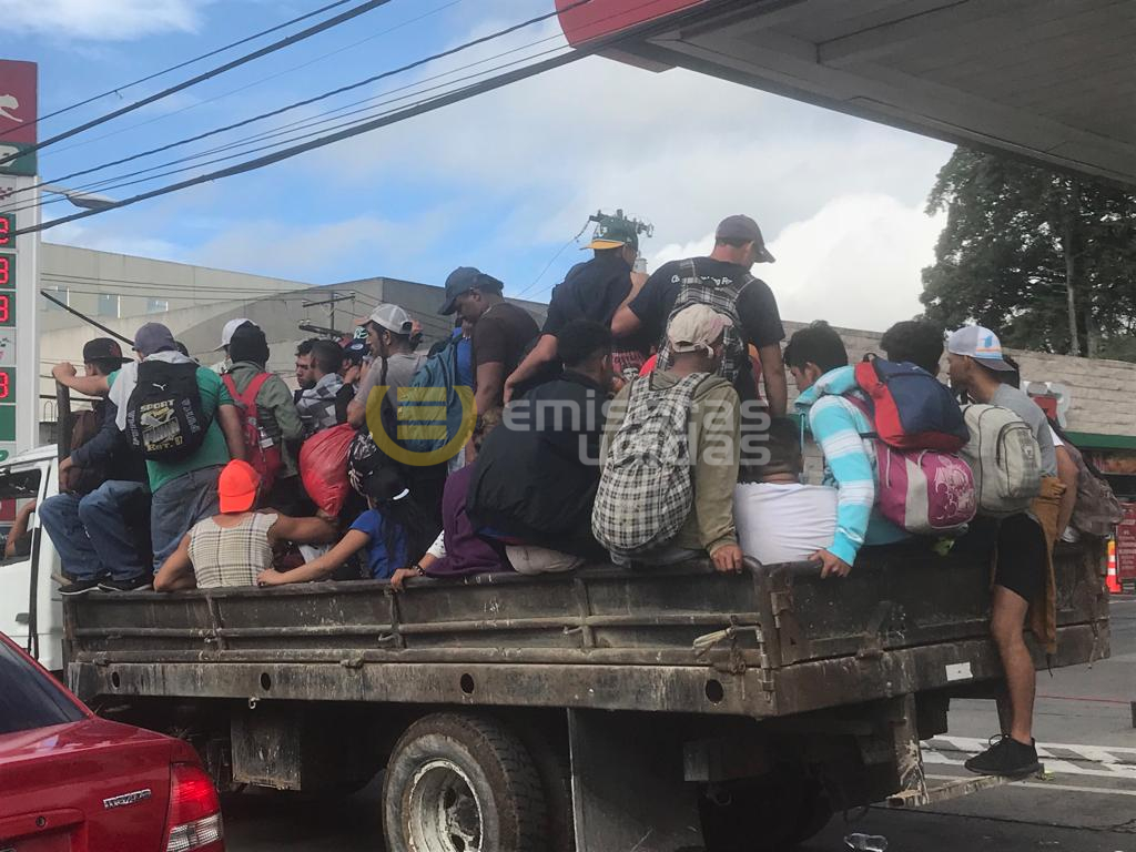 Migrantes hondureños