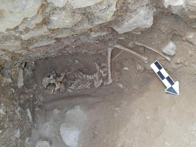 Niño vampiro Lugano arqueología Italia