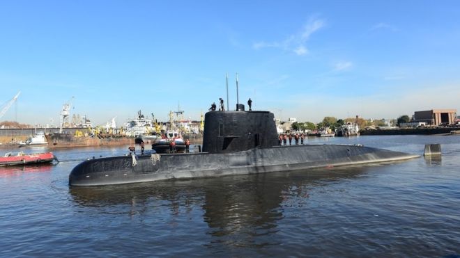 Un año después, el doloroso misterio del submarino