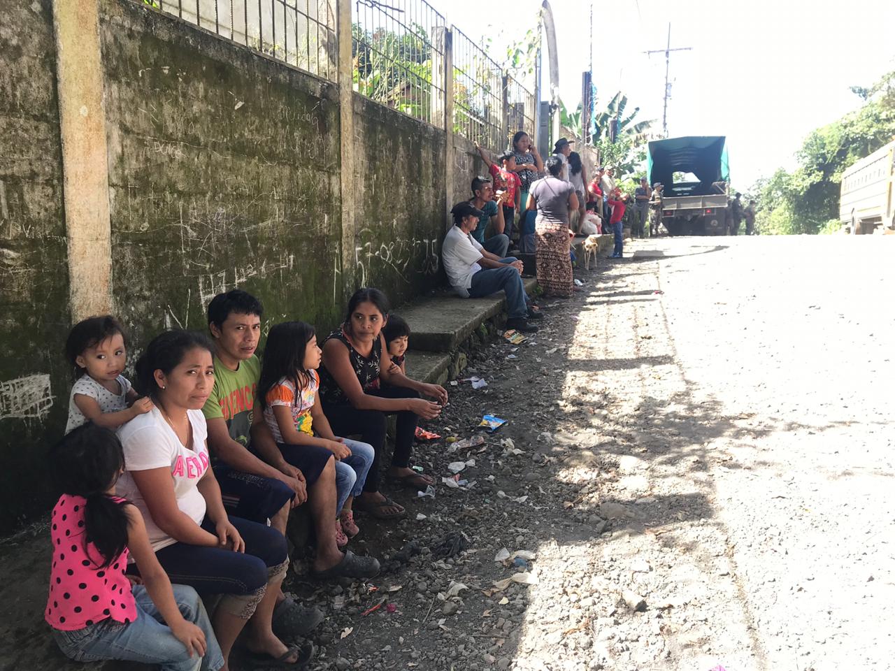 Evacuación de personas en el Volcán de Fuego