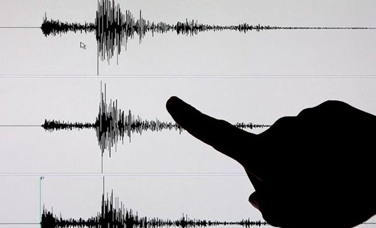 El sismo se registró a las 18.49 hora local de este jueves a 3 kilómetros al suroeste del Puerto de Acajutla en el departamento de Sonsonate