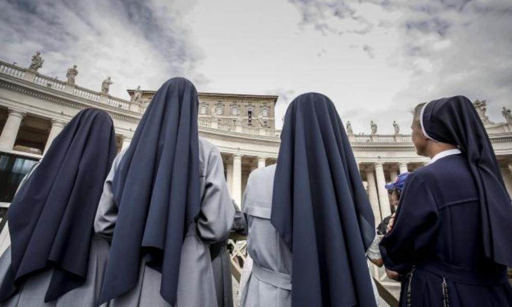 Vaticano ordena investigación