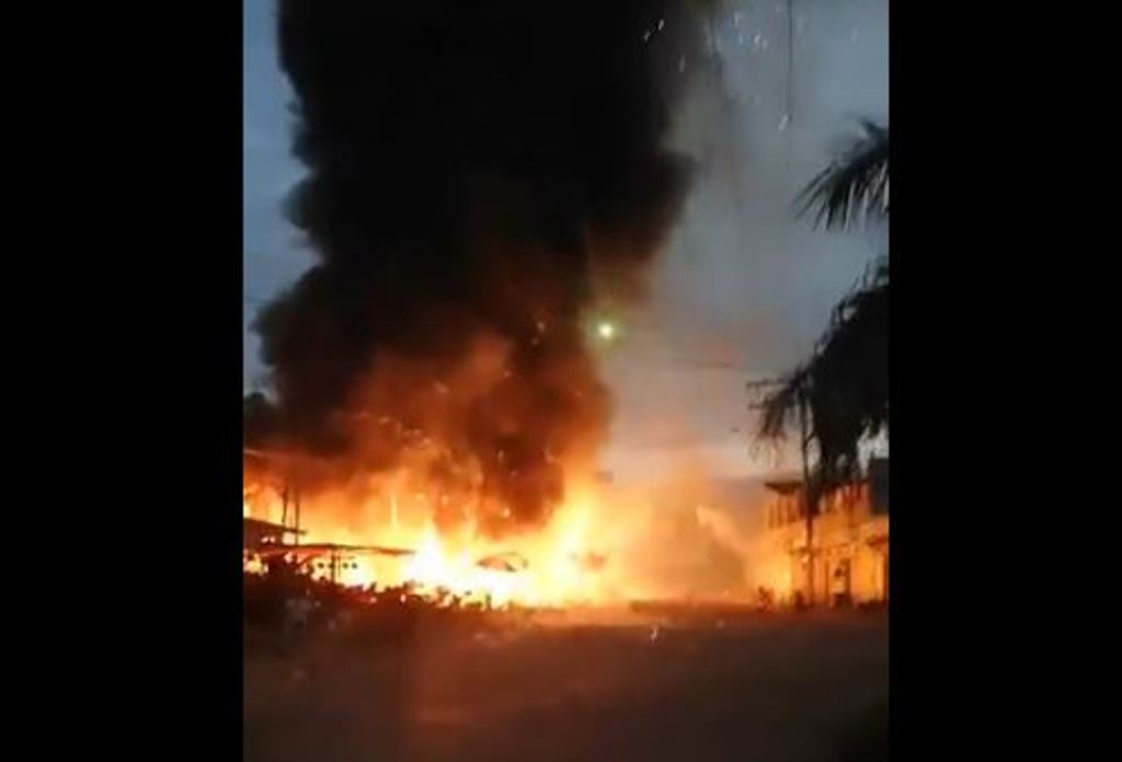 Izabal mercado incendio Bomberos Voluntarios