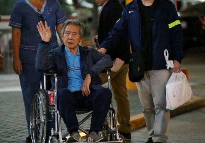 Alberto Fujimori es conducido a la prisión, tras salir de la clínica en Lima