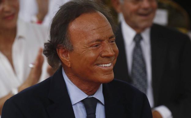 Julio Iglesias