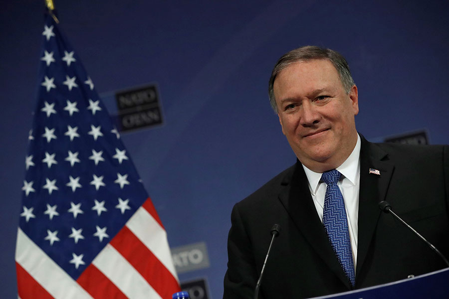 Pompeo se reúne con dirigentes